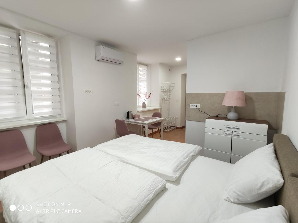 Triple Room Private Bathroom